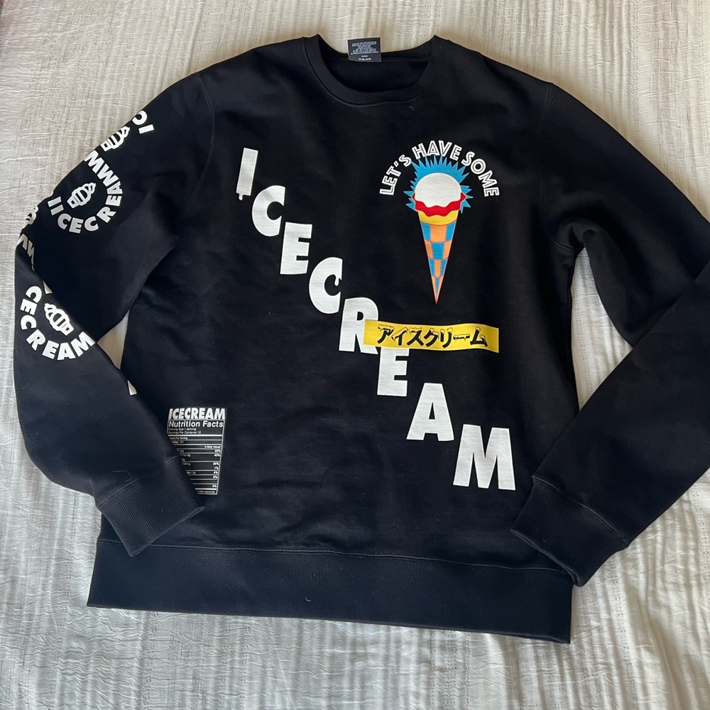 Icecream Black Crewneck Sweatshirt with Colorful Ice Cream Graphic